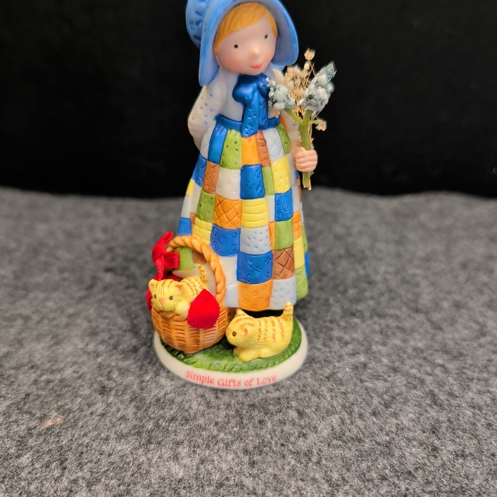 Holly Hobbie Christmas Ornament 2003 - Picture 2 of 8